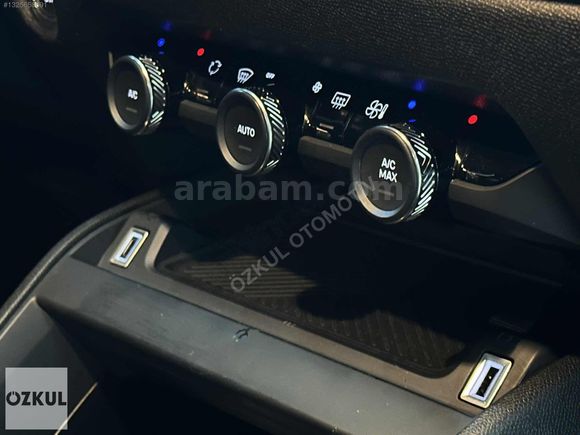 ÖZKUL OTOMOTİV'DEN 2023 CITROEN C4x 1.2 PURETECH FEEL BOLD