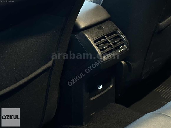 ÖZKUL OTOMOTİV'DEN 2023 CITROEN C4x 1.2 PURETECH FEEL BOLD