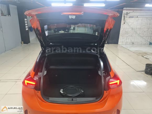 2023 MODEL ELEKTRİKLİ OPEL CORSA ULTİMATE