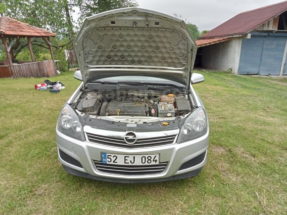 Sahibinden Opel Astra 1.6 Essentia 2013 Model