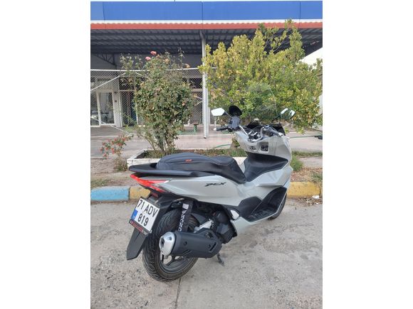 3500 Km 2024 PCX Garaj motoru