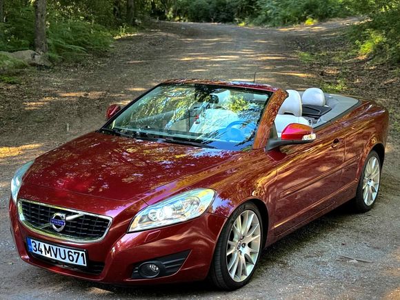 Sahibinden Volvo C70 2.0 D Premium 2011 Model 