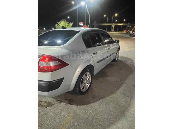 Sahibinden Renault Megane 1.4 Authentique 2004 Model 