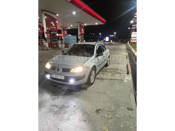 Sahibinden Renault Megane 1.4 Authentique 2004 Model 