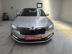 Galeriden Skoda SuperB 1.5 TSI Prestige 2023 Model Ankara 152.232 km Beyaz