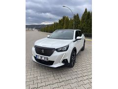Sahibinden Peugeot 2008 1.5 BlueHDI Allure 2020 Model Bilecik 140.000 km Beyaz