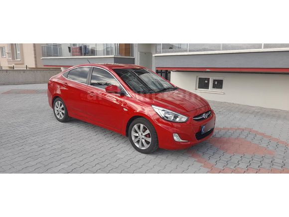 Sahibinden Benzinli Accent Blue 1.4 D-CVVT Mode Plus 2015 Model