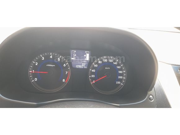 Sahibinden Benzinli Accent Blue 1.4 D-CVVT Mode Plus 2015 Model