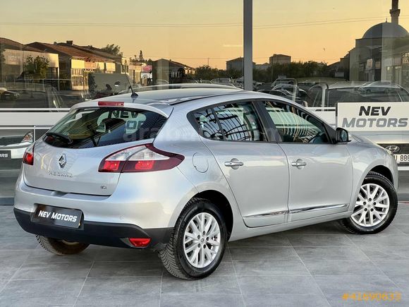 HATASIZ 2015 MEGANE 1.5 DCI TOUCH PLUS MANUEL 44.000 KM