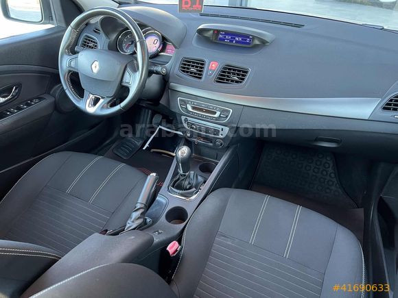 HATASIZ 2015 MEGANE 1.5 DCI TOUCH PLUS MANUEL 44.000 KM