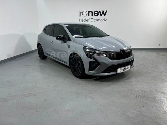HEDEF RENAULT PLAZA'DAN 2024 CLİO TECHNO ESPRİT ALPİNE XTRONİC