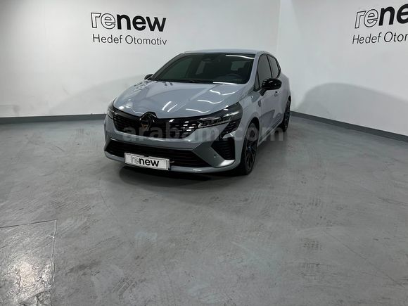 HEDEF RENAULT PLAZA'DAN 2024 CLİO TECHNO ESPRİT ALPİNE XTRONİC