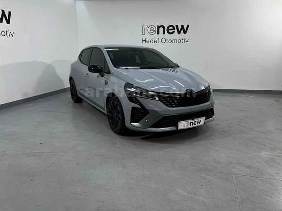 HEDEF RENAULT PLAZA'DAN 2024 CLİO TECHNO ESPRİT ALPİNE XTRONİC