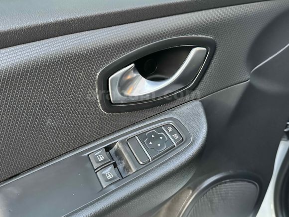 2018 ÇIKIŞLI CLİO 1.5 DCİ JOY YOKUŞ KALKIŞ DESTEKLİ 160 BİNDE