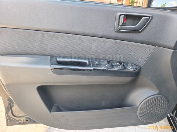 ÜMİT AUTO/2006/HYUNDAİ/GETZ/BENZİNLİ/246.BİN.KM/