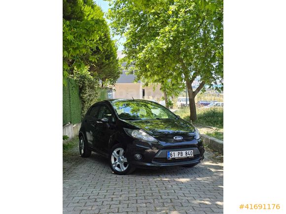 TAM OTOMATİK 2011 FİESTA 1,4 MY FİESTA 167.000km DEĞİŞENSİZ