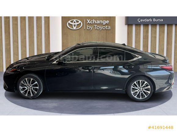 ÇAVDARLI LEXUS PLAZA'DAN 2020 LEXUS ES 300h BUSİNESS PLUS