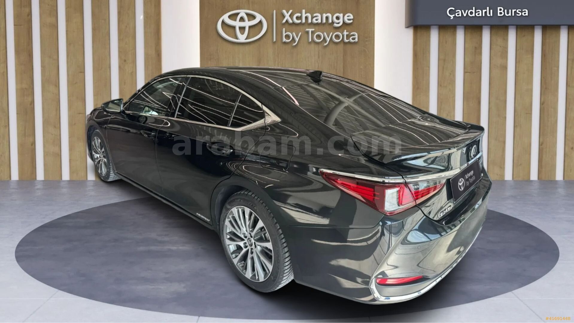 Galeriden Lexus ES 300h Business Plus 2020 Model Bursa 83.337 km Siyah 3
