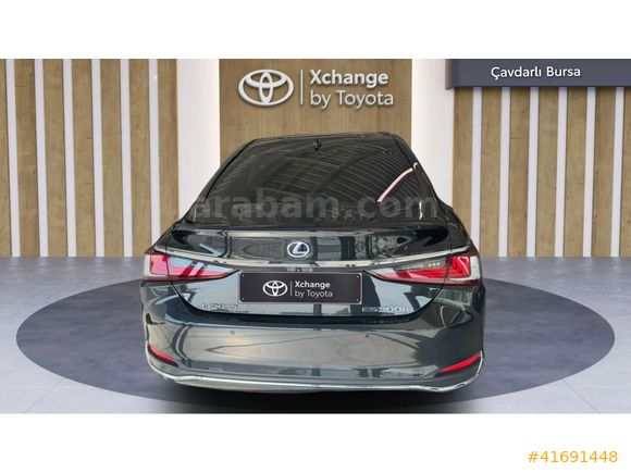 ÇAVDARLI LEXUS PLAZA'DAN 2020 LEXUS ES 300h BUSİNESS PLUS