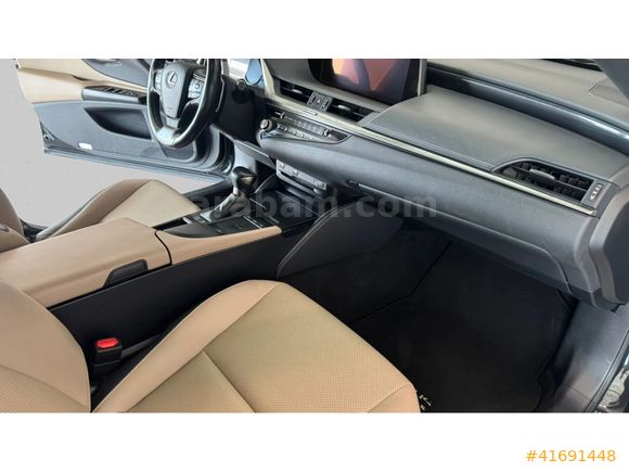 ÇAVDARLI LEXUS PLAZA'DAN 2020 LEXUS ES 300h BUSİNESS PLUS