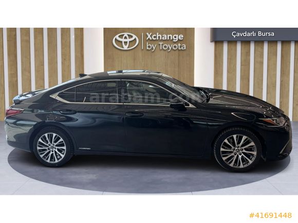 ÇAVDARLI LEXUS PLAZA'DAN 2020 LEXUS ES 300h BUSİNESS PLUS