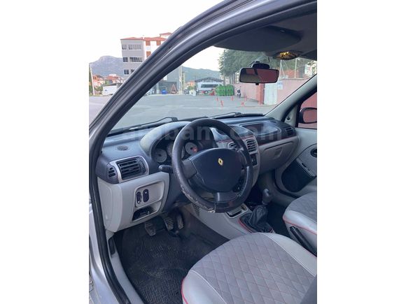 2006 Clio 1.5 dCi Alize | 4 Lastik Sıfır | Klima | Muayene 2027