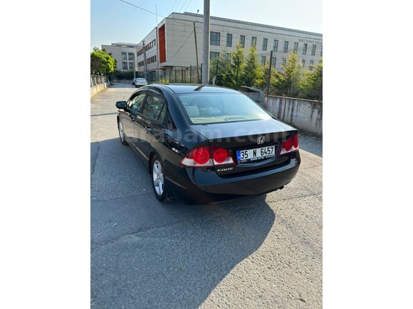 Sahibinden Honda Civic 1.6i VTEC Premium 2008 Model
