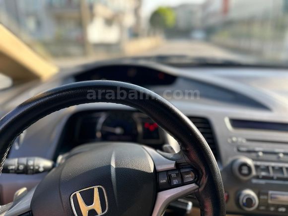 Sahibinden Honda Civic 1.6i VTEC Premium 2008 Model