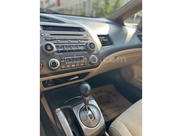 Sahibinden Honda Civic 1.6i VTEC Premium 2008 Model