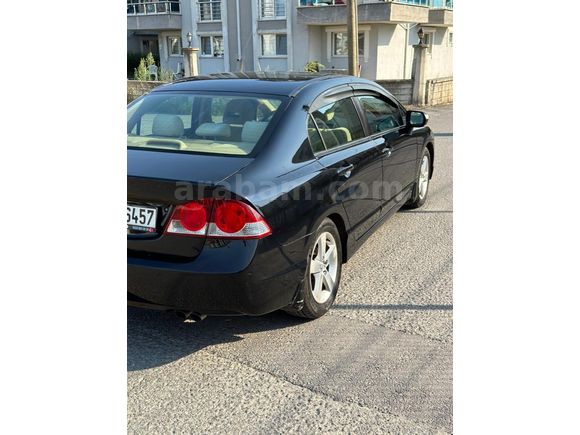 Sahibinden Honda Civic 1.6i VTEC Premium 2008 Model
