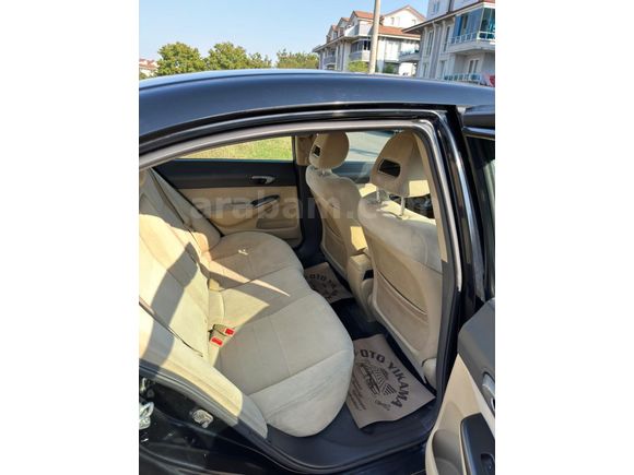 Sahibinden Honda Civic 1.6i VTEC Premium 2008 Model
