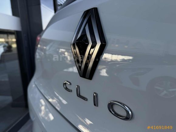RENAULT+CLİO+EVOLUTİON+HATASIZ+BOYASIZ+GARANTİLİSERVİS+0.99KREDİ