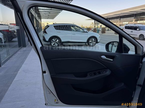 RENAULT+CLİO+EVOLUTİON+HATASIZ+BOYASIZ+GARANTİLİSERVİS+0.99KREDİ