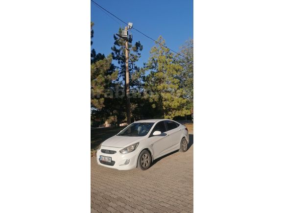 Sahibinden değişensiz Hyundai Accent Blue 1.6 CRDI Biz 2012 Model
