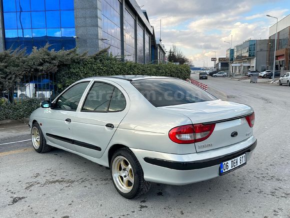 Sahibinden Renault Megane 1.4 RTA 2002 Model