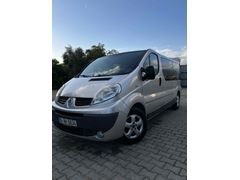 Sahibinden 8+1 Renault Trafic Passenger 2.0 dCi 2011 Model  301.000 km Gri (Gümüş)