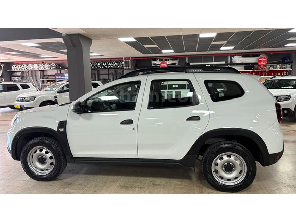 HATASIZ 2023 DACIA DUSTER ESSENTIAL 4X4 1.5 BLUE DCI