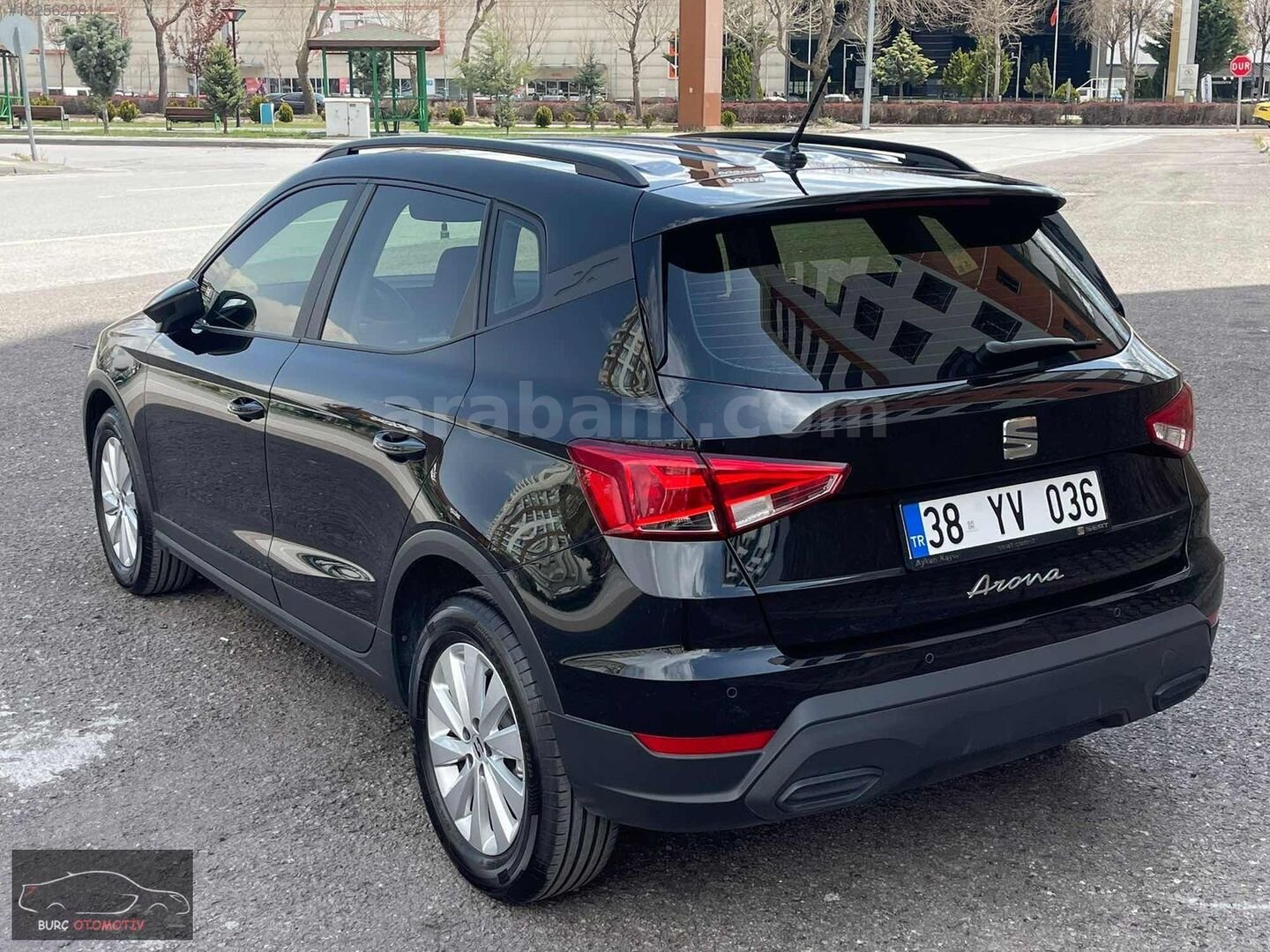 Galeriden Seat Arona 1.0 EcoTSI Style 2024 Model Kayseri 19.000 km Siyah 3