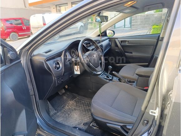 Sahibinden Toyota Corolla 1.4 D-4D Touch 2018 Model