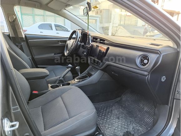 Sahibinden Toyota Corolla 1.4 D-4D Touch 2018 Model