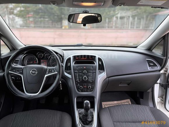 YAZICIOĞLUN'dan HATASIZ BOYASIZ OPEL ASTRA