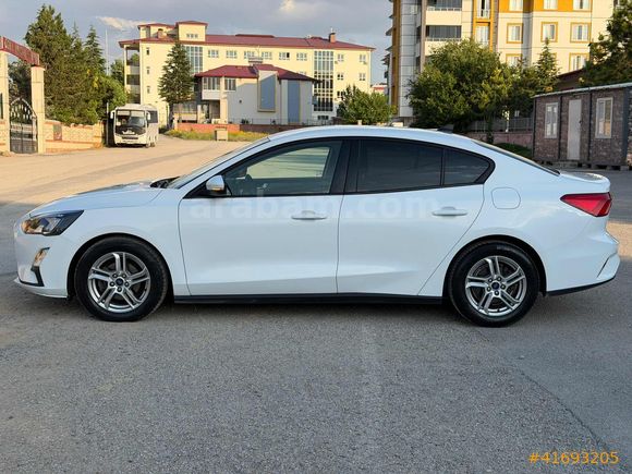 YAZICIOĞLUN'dan HATASIZ FORD FOCUS