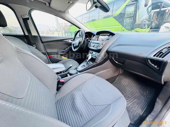 UZUN SÜRELI BINICISINDEN OTOMATIK DIZEL TAM BİR AILE ARACI