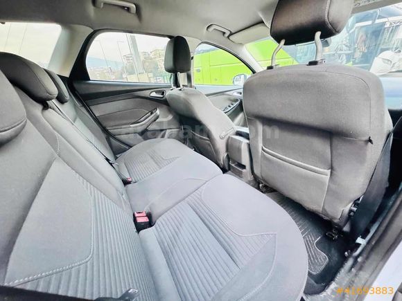 UZUN SÜRELI BINICISINDEN OTOMATIK DIZEL TAM BİR AILE ARACI