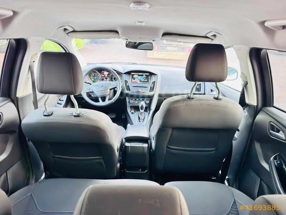 UZUN SÜRELI BINICISINDEN OTOMATIK DIZEL TAM BİR AILE ARACI