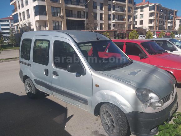 Sahibinden Renault Kangoo Multix 1.5 dCi Authentique 2005 Model