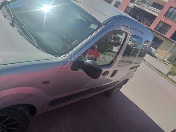 Sahibinden Renault Kangoo Multix 1.5 dCi Authentique 2005 Model