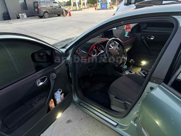 Sahibinden Renault Megane 1.6 Dynamique 2004 Model 