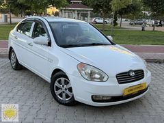 GÜNEŞ OTOMOTİV DEN HYUNDAİ ACCENT ERA 1.4 DOHC BEYAZ İNCİ