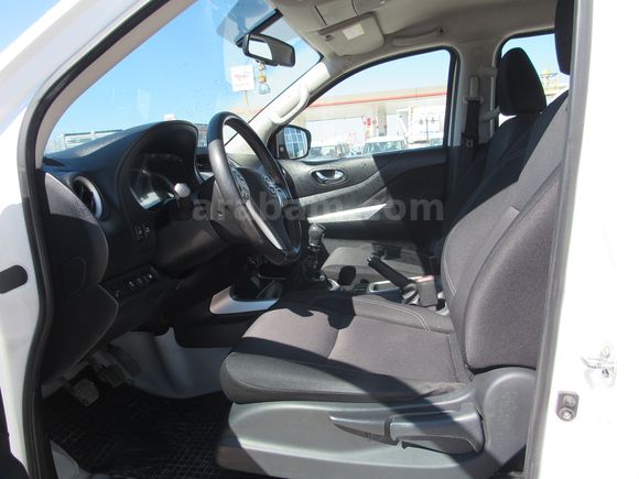 BÜYÜKSOYLU 'DAN 2021 MODEL NAVARA 2.3 DCI 4X4 Ç.KABİN